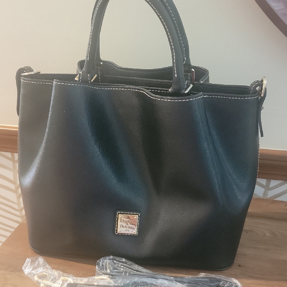 Dooney & Bourke Black Structured Tote Bag